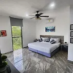 Beautiful Modern House Private Pool